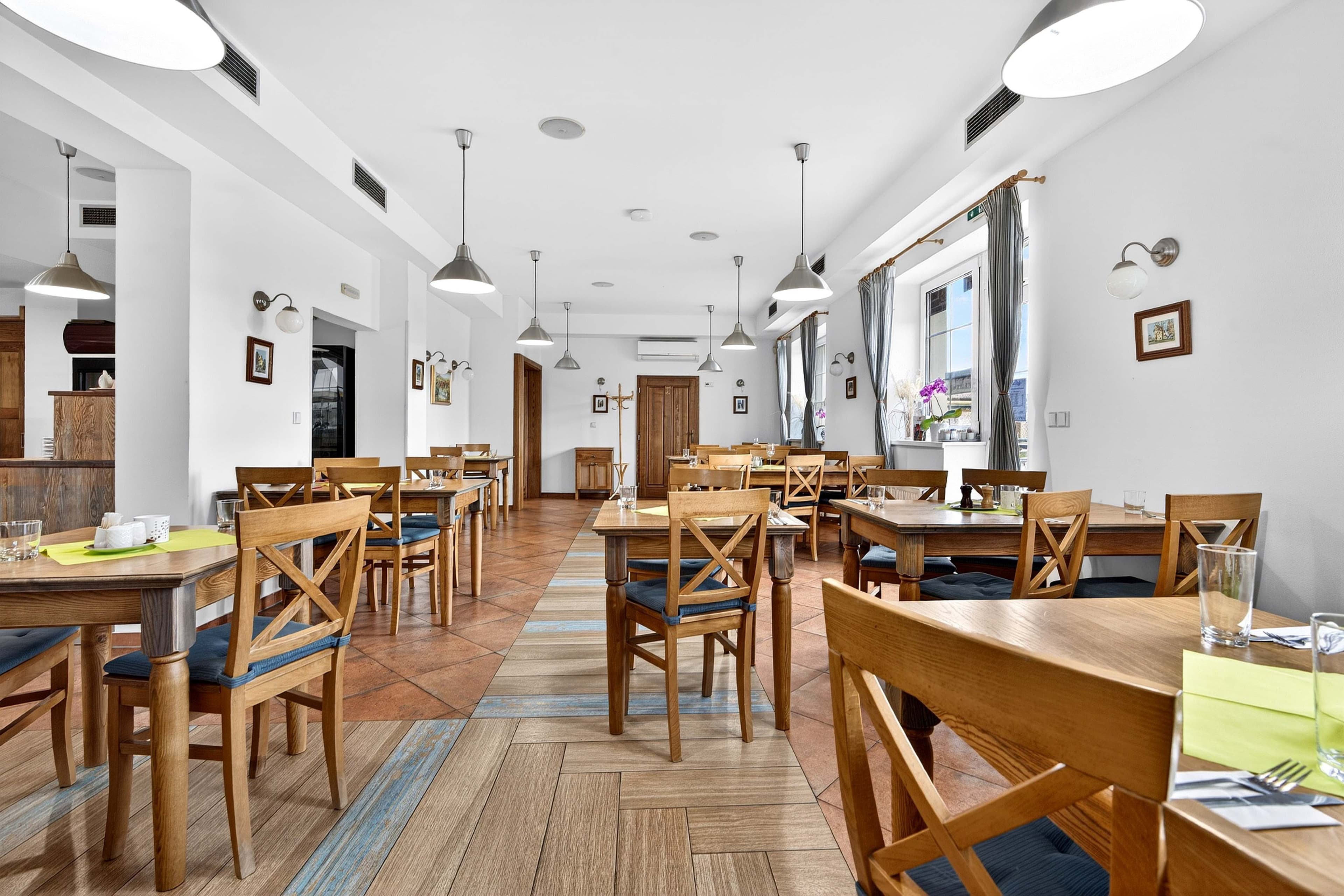 Restaurace